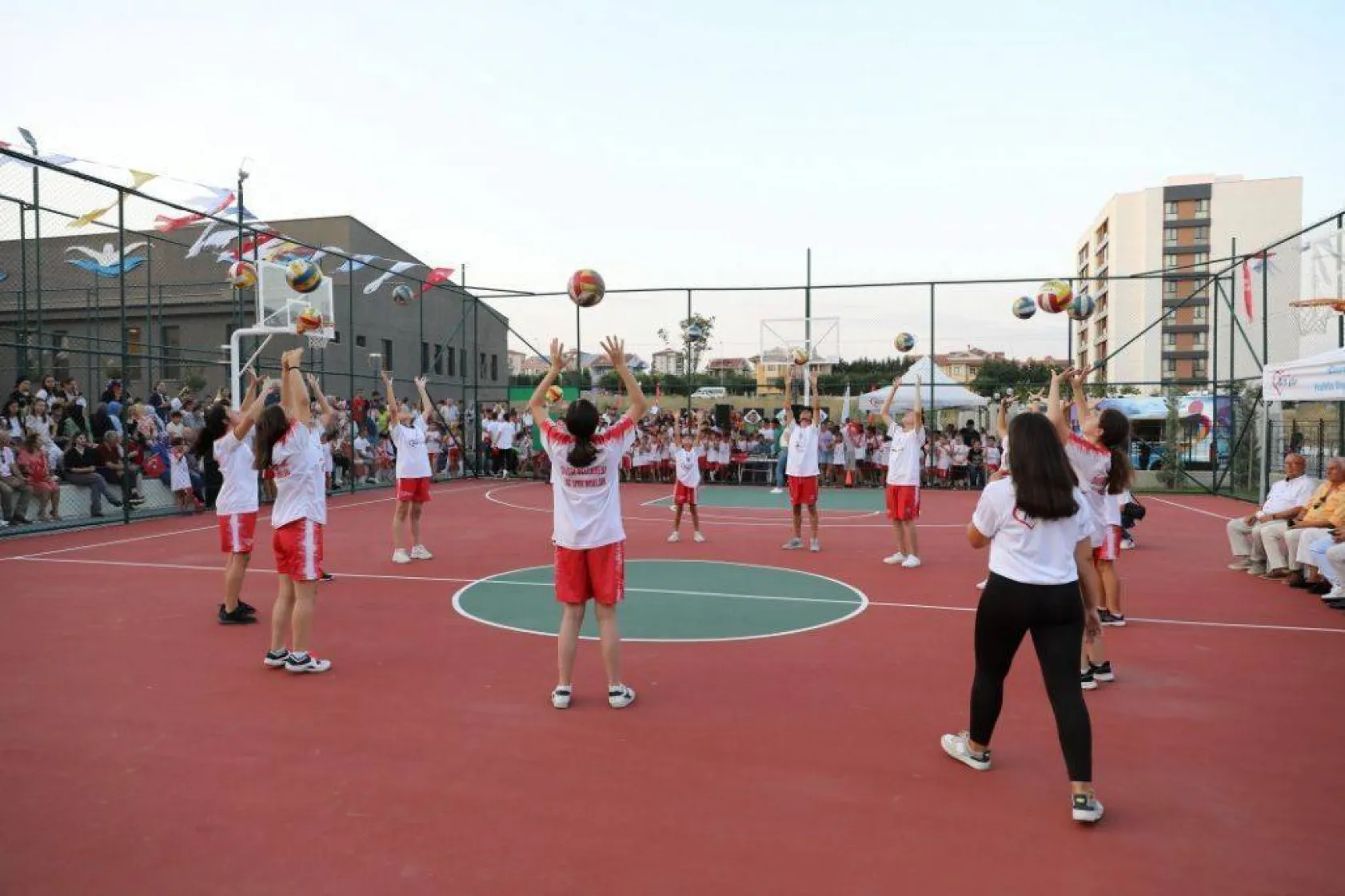 2022 Yaz spor okullarına coşkulu kapanış