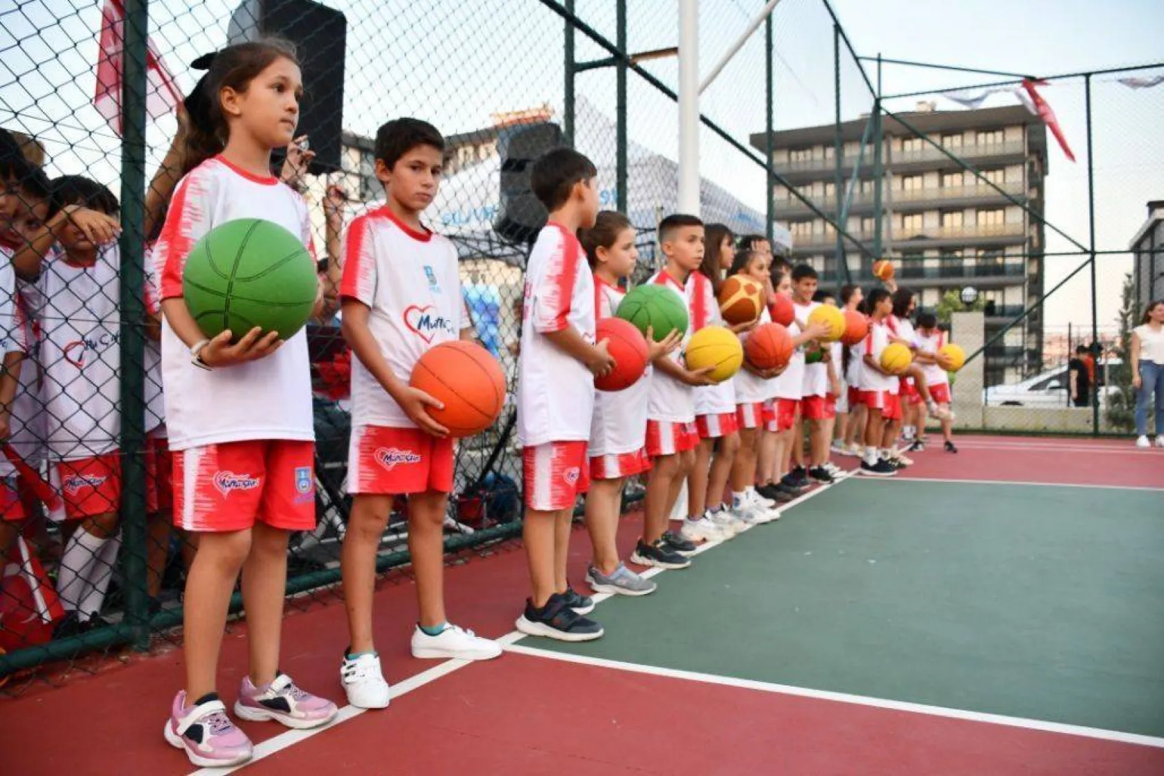 2022 Yaz spor okullarına coşkulu kapanış