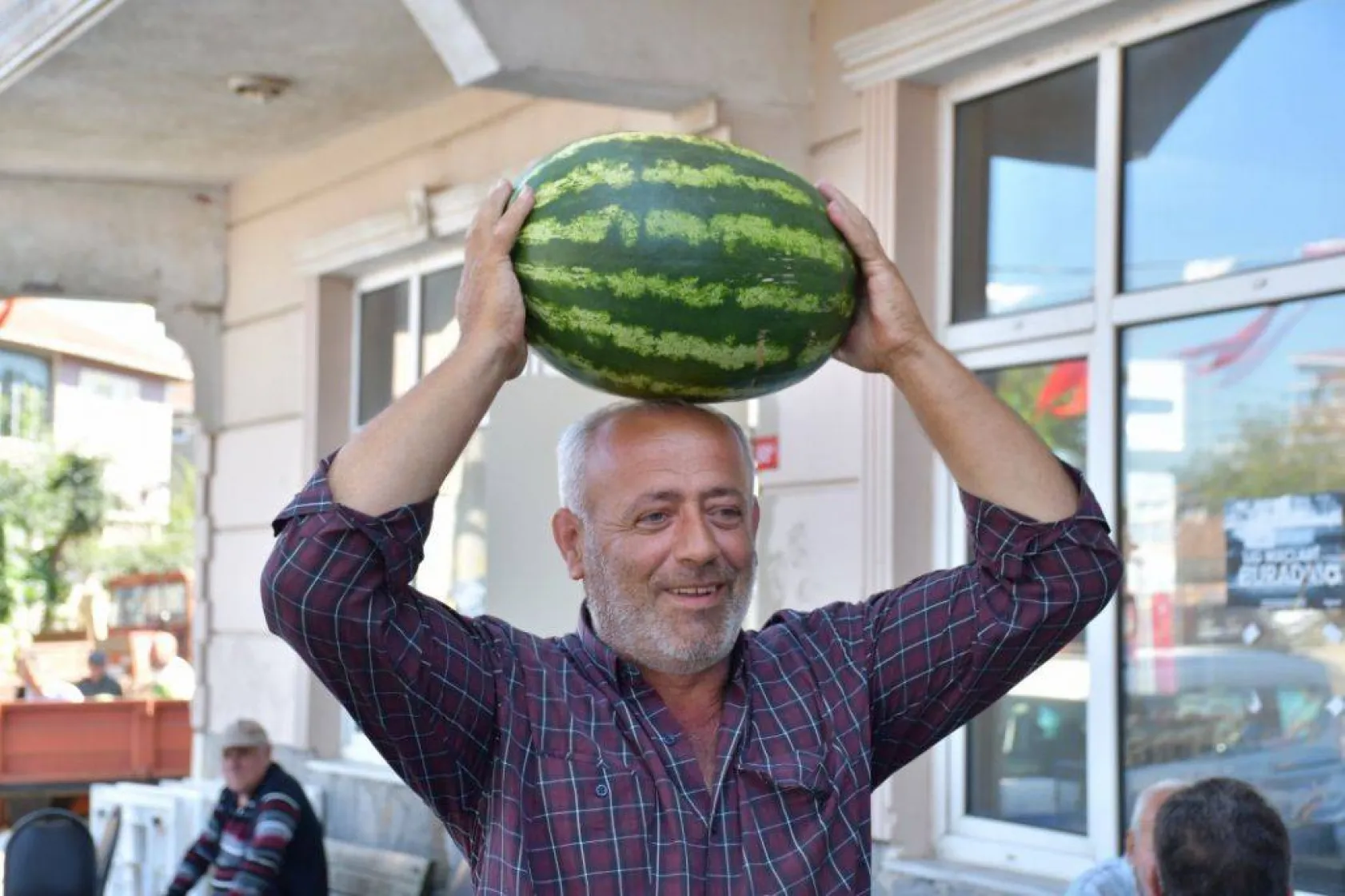 Silivri'nin en güzel karpuzu belli oldu