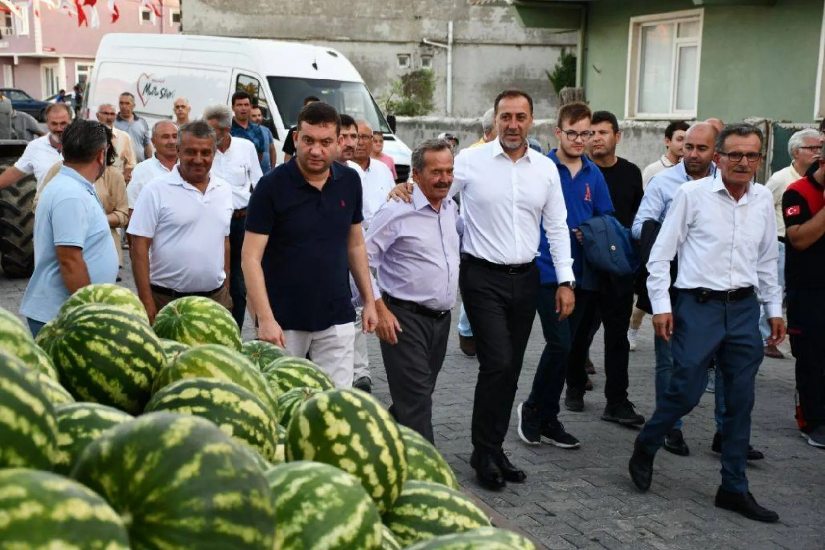 Silivri'nin en güzel karpuzu belli oldu