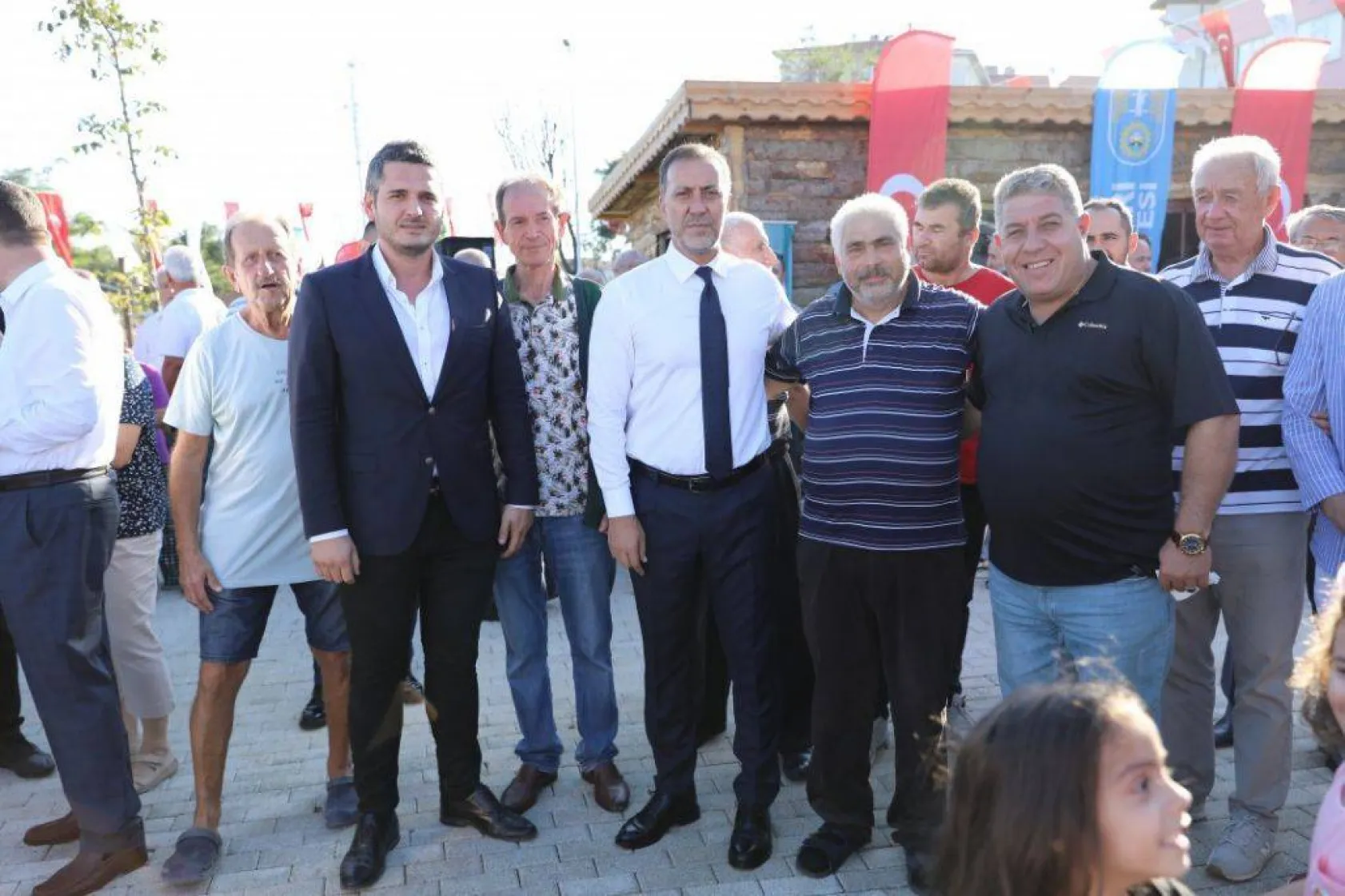 Gümüşyaka Millet Parkı coşkuyla hizmete açıldı