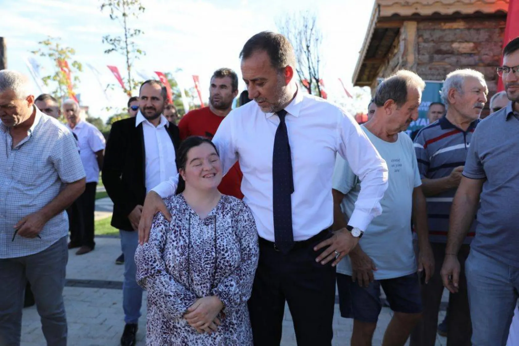 Gümüşyaka Millet Parkı coşkuyla hizmete açıldı