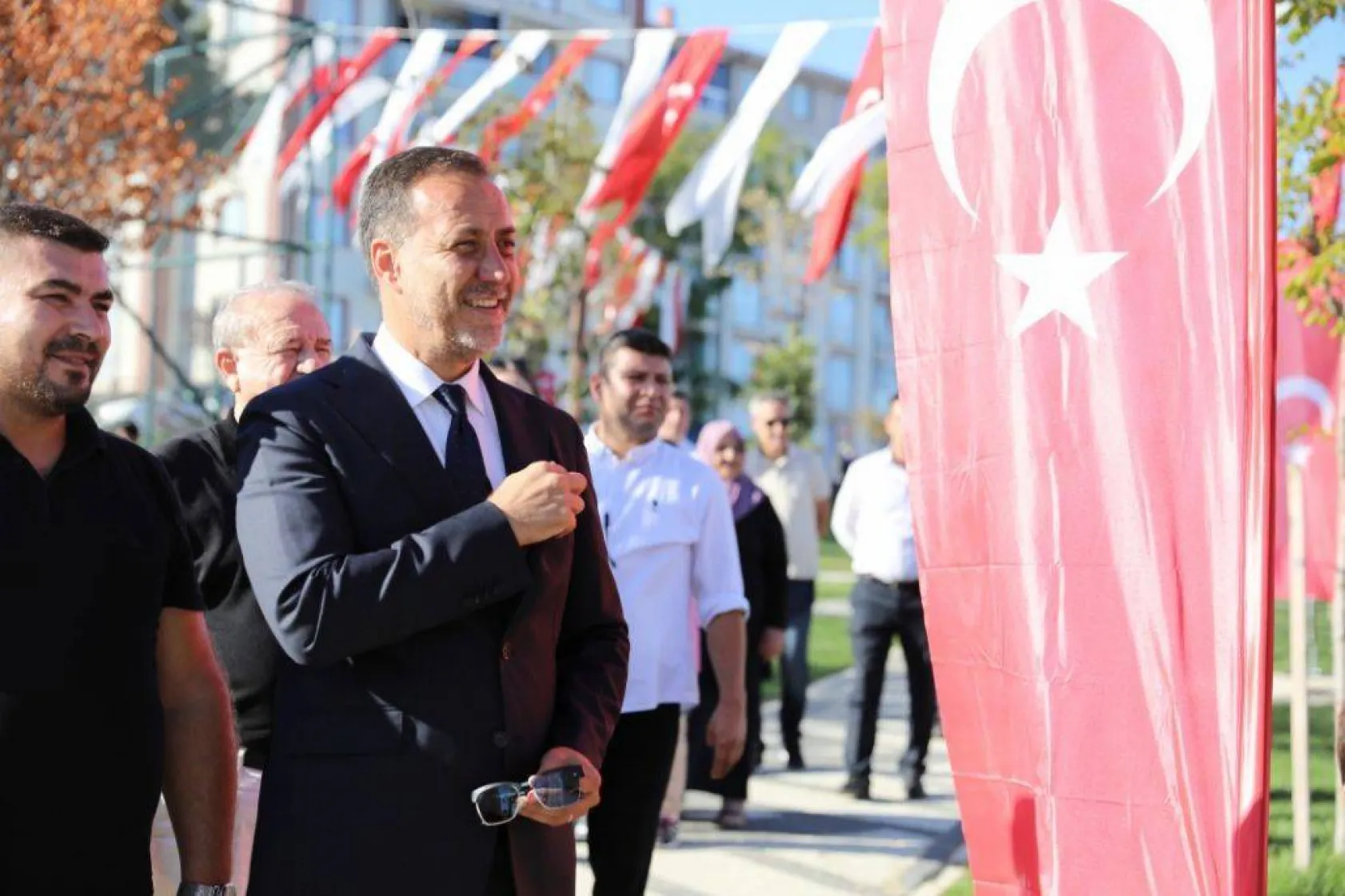 Gümüşyaka Millet Parkı coşkuyla hizmete açıldı