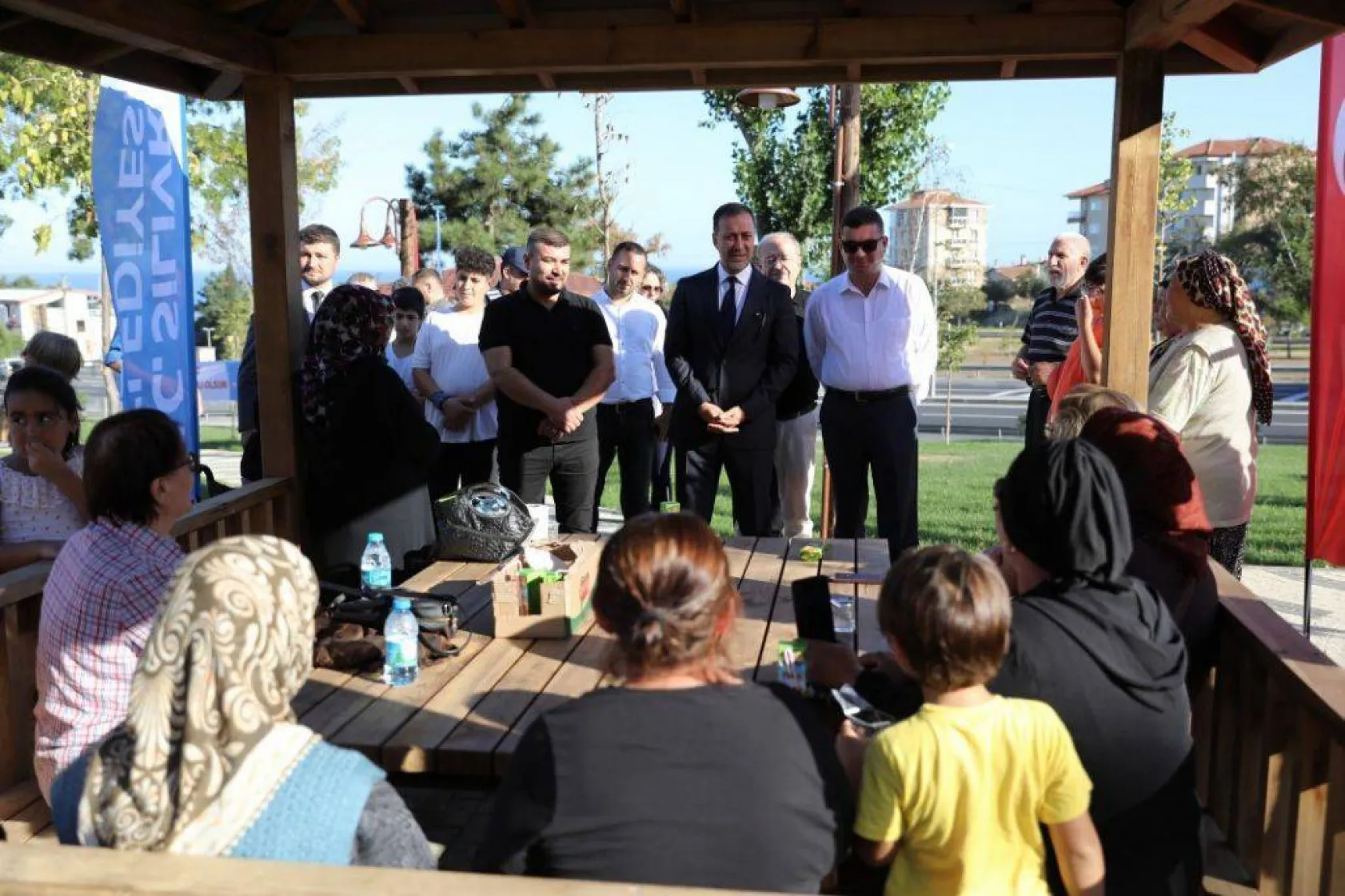 Gümüşyaka Millet Parkı coşkuyla hizmete açıldı