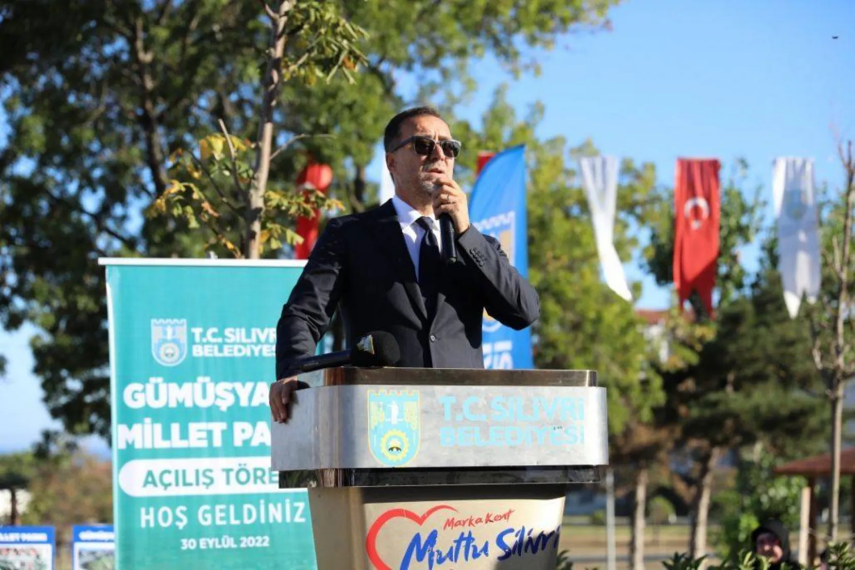 Gümüşyaka Millet Parkı coşkuyla hizmete açıldı