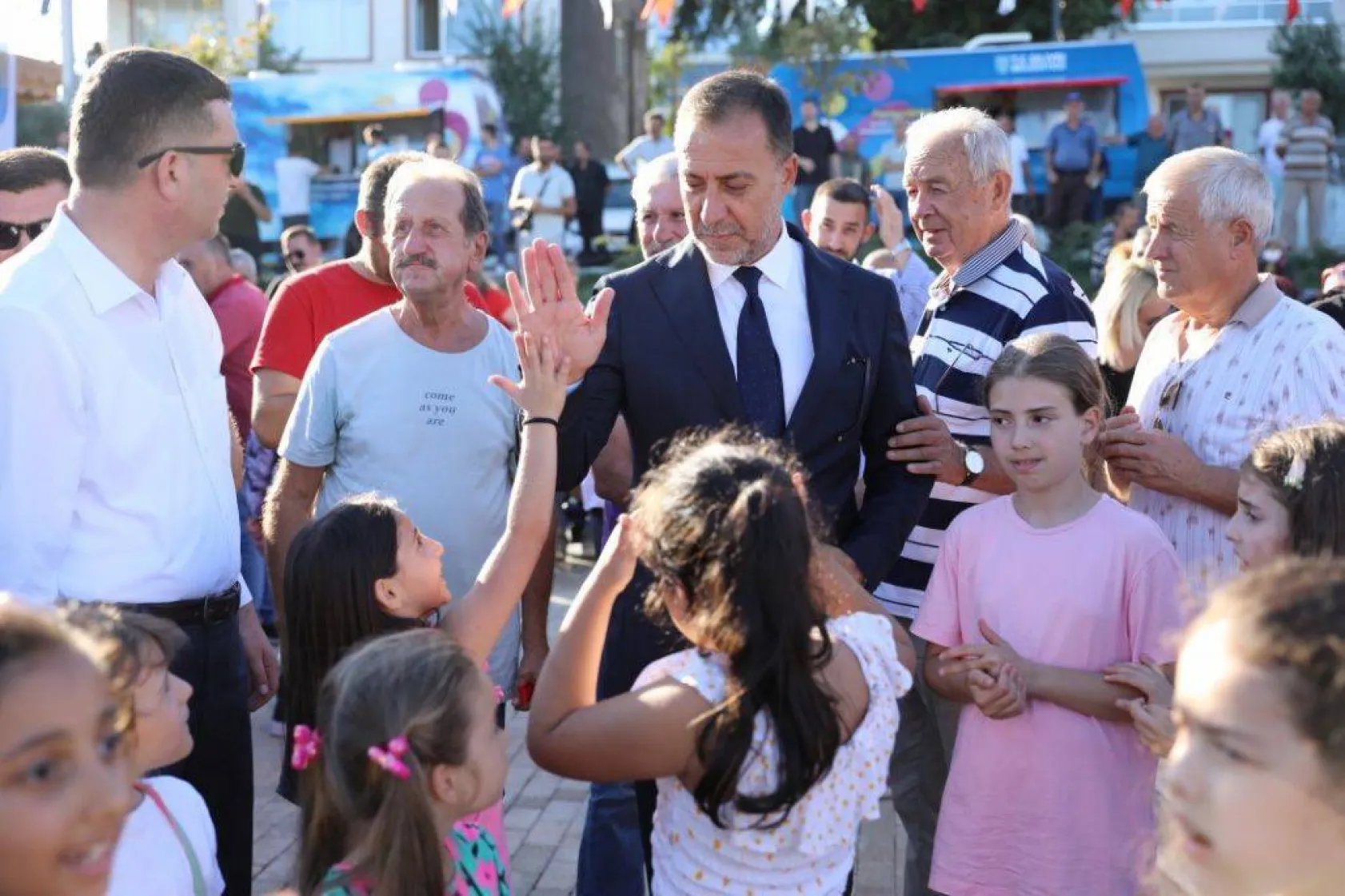 Gümüşyaka Millet Parkı coşkuyla hizmete açıldı