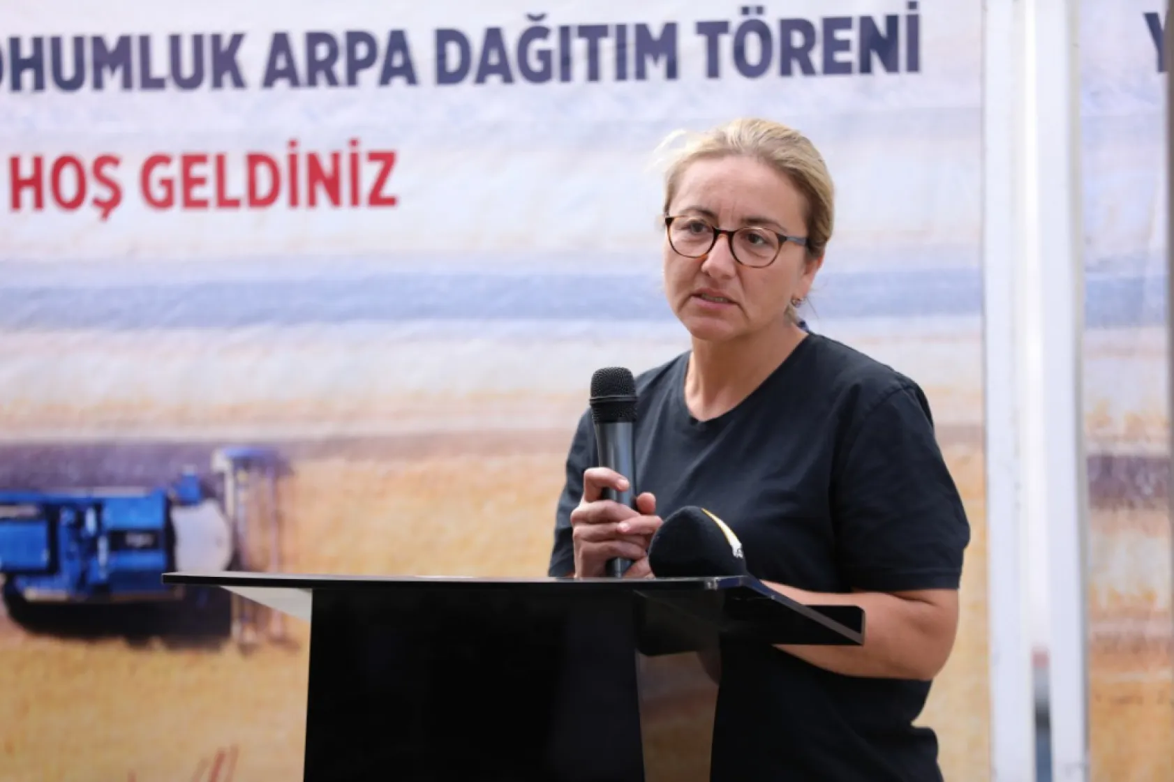 Silivri Belediyesi üreticilere can suyu olmaya devam ediyor