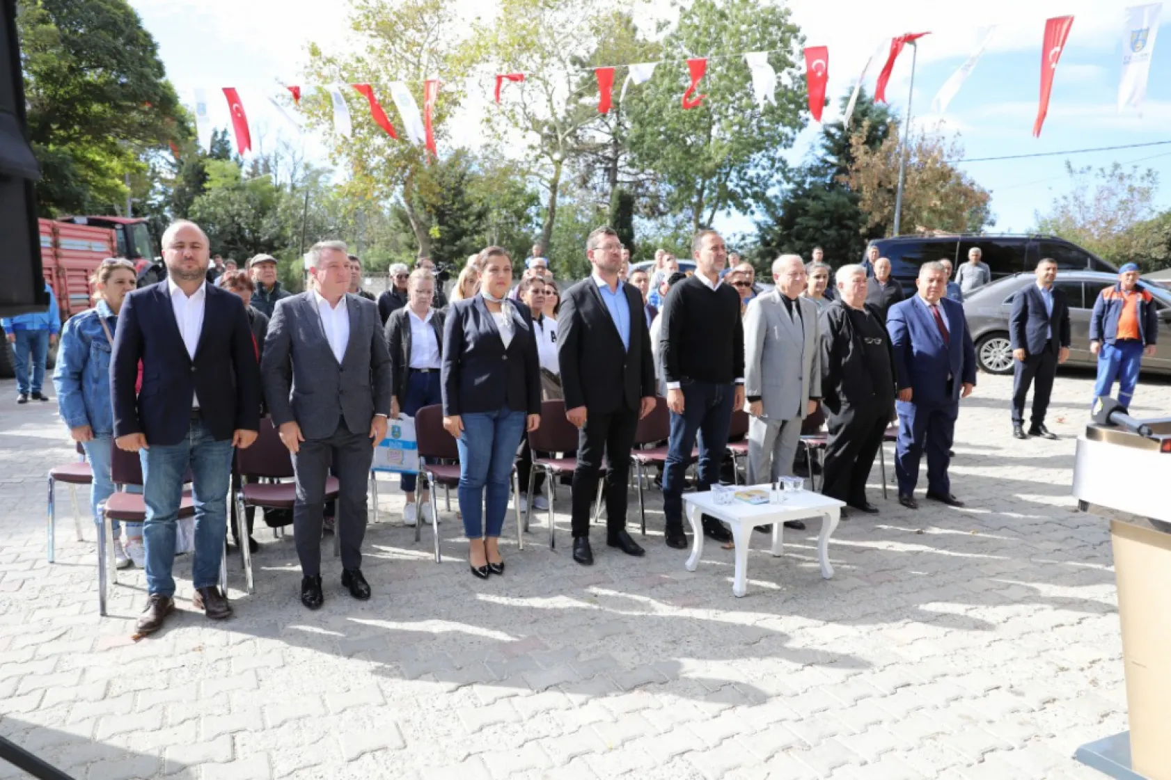 Silivri Belediyesi üreticilere can suyu olmaya devam ediyor