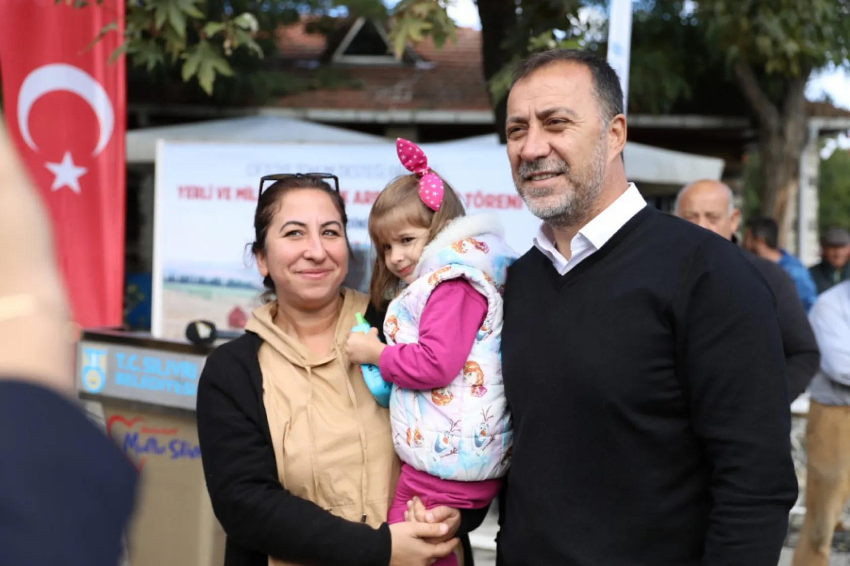 Silivri Belediyesi üreticilere can suyu olmaya devam ediyor