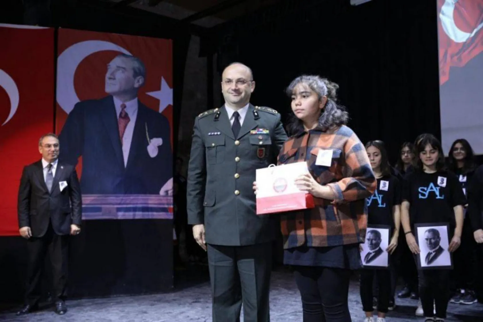 Silivri'nin kalbi 10 Kasım'da Atatürk için çarptı