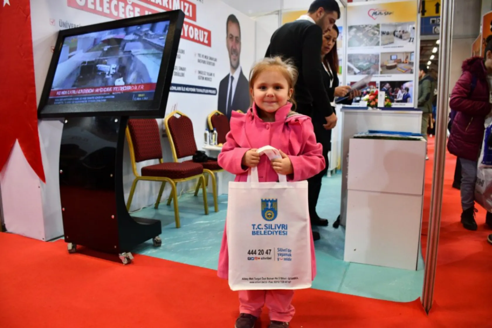 Silivri Belediyesi Tüyap Kitap Fuarı'nda Yoğun İlgi Görüyor