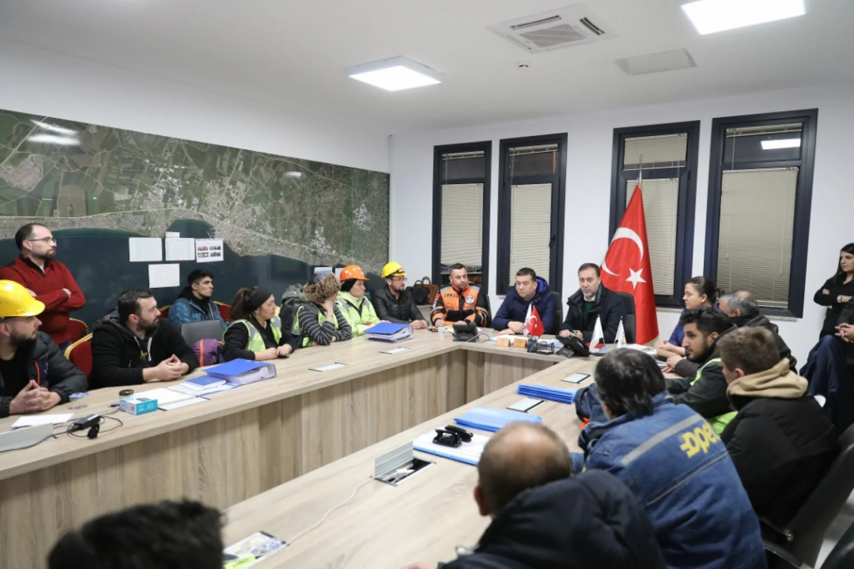 Silivri'den deprem bölgesine büyük destek