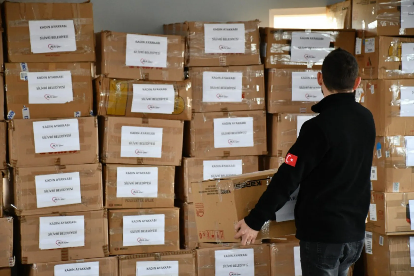 Silivri'den deprem bölgesine büyük destek