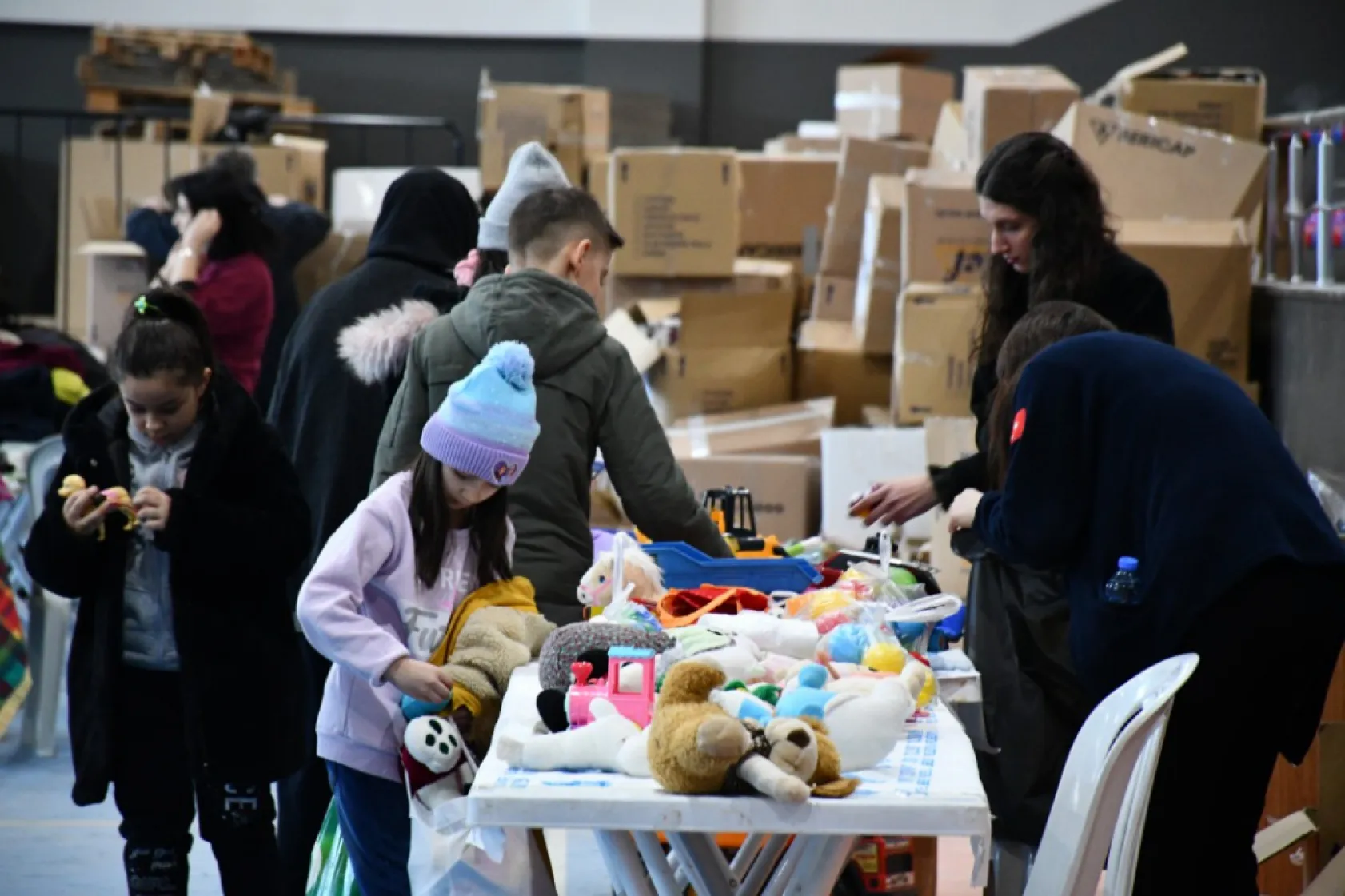 Silivri'den deprem bölgesine büyük destek