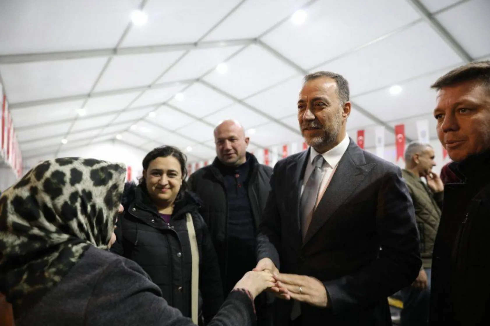 Ramazan çadırında şehit ve gaziler onuruna iftar düzenlendi