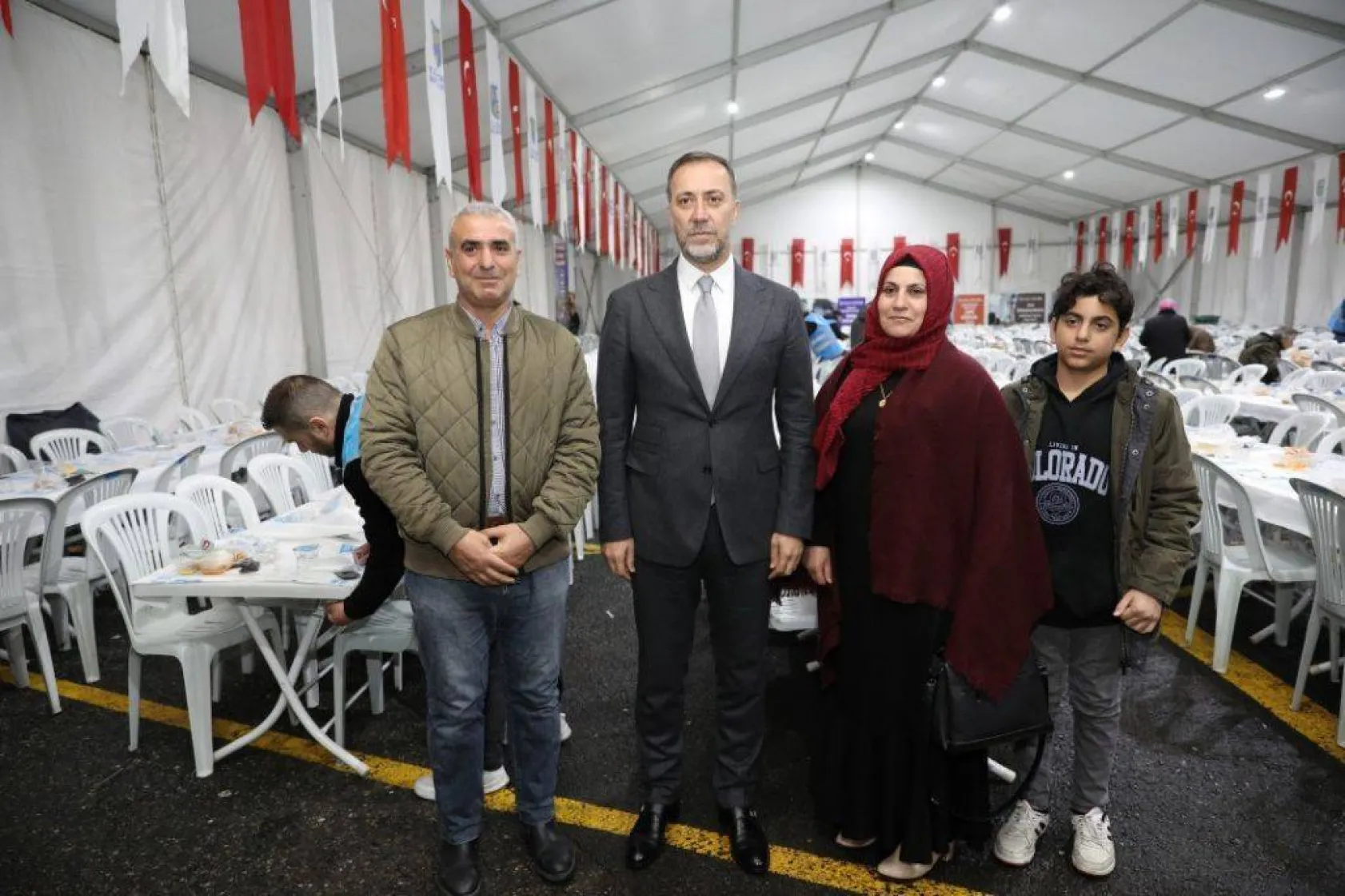 Ramazan çadırında şehit ve gaziler onuruna iftar düzenlendi