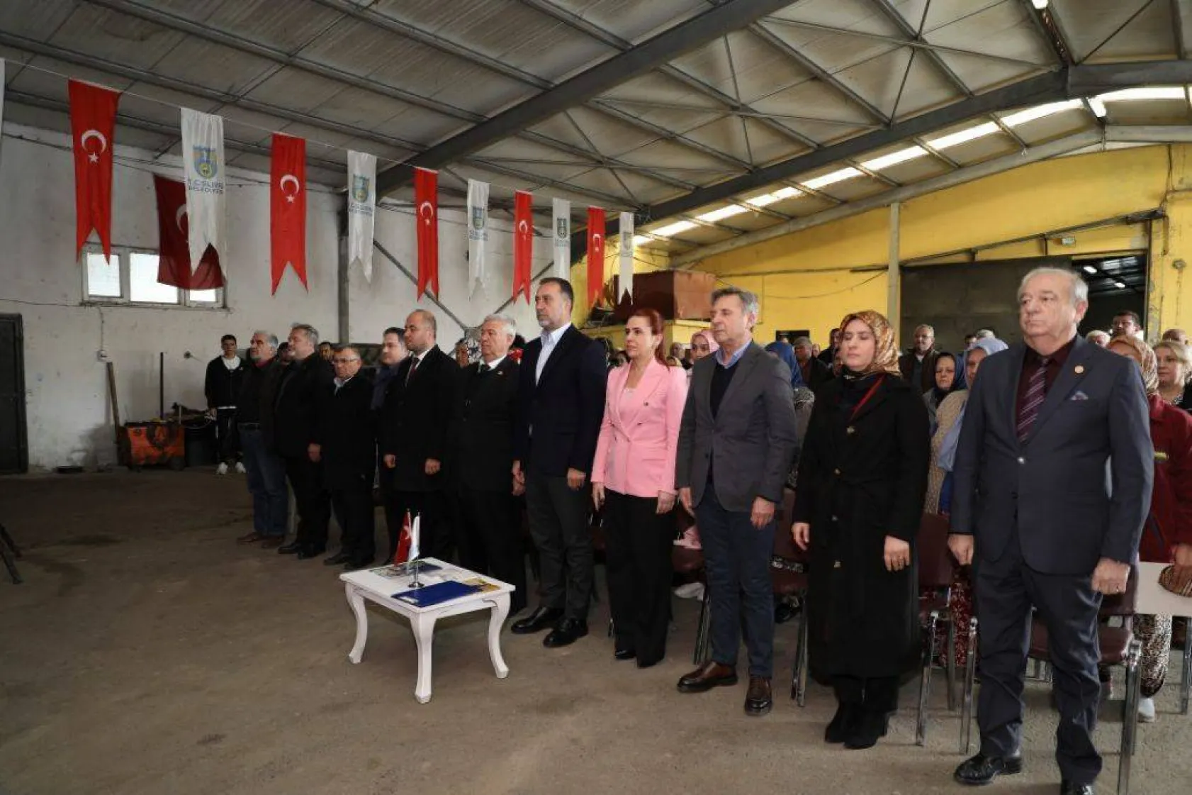 Silivri'de milli Ayçiçek tohumu dağıtımları devam ediyor