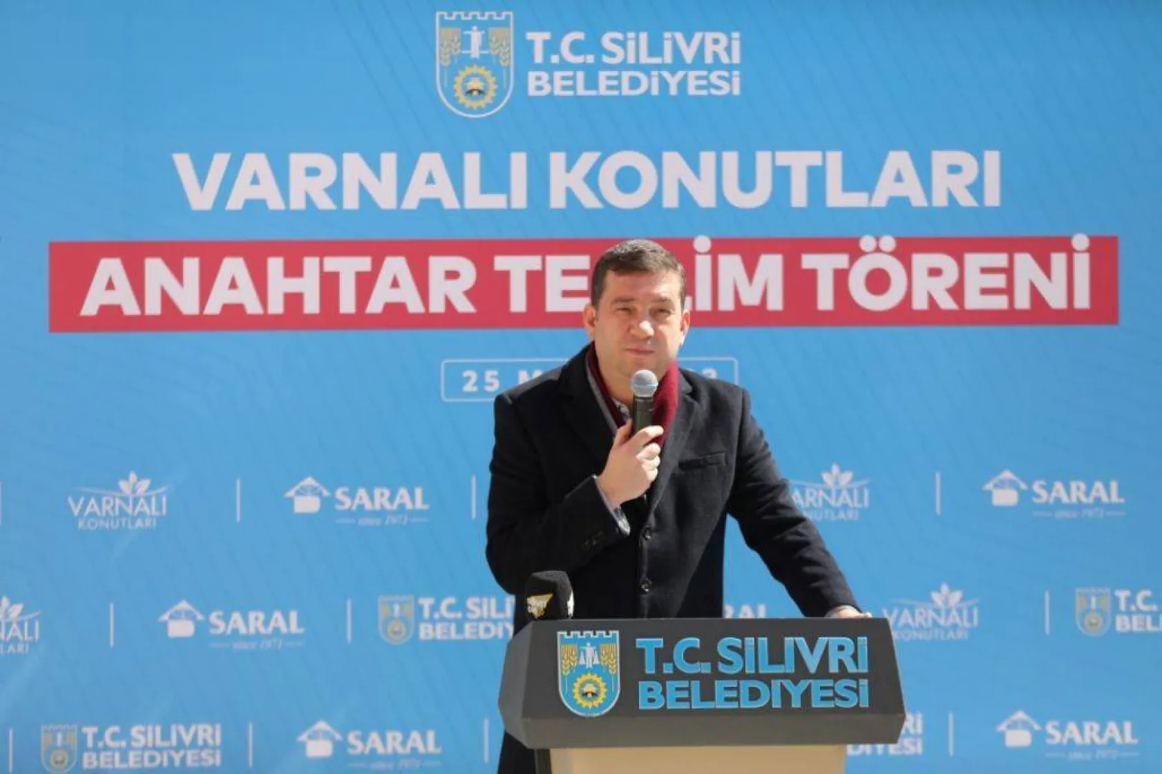 Varnalı konutlarında anahtar ve tapu teslim sevinci