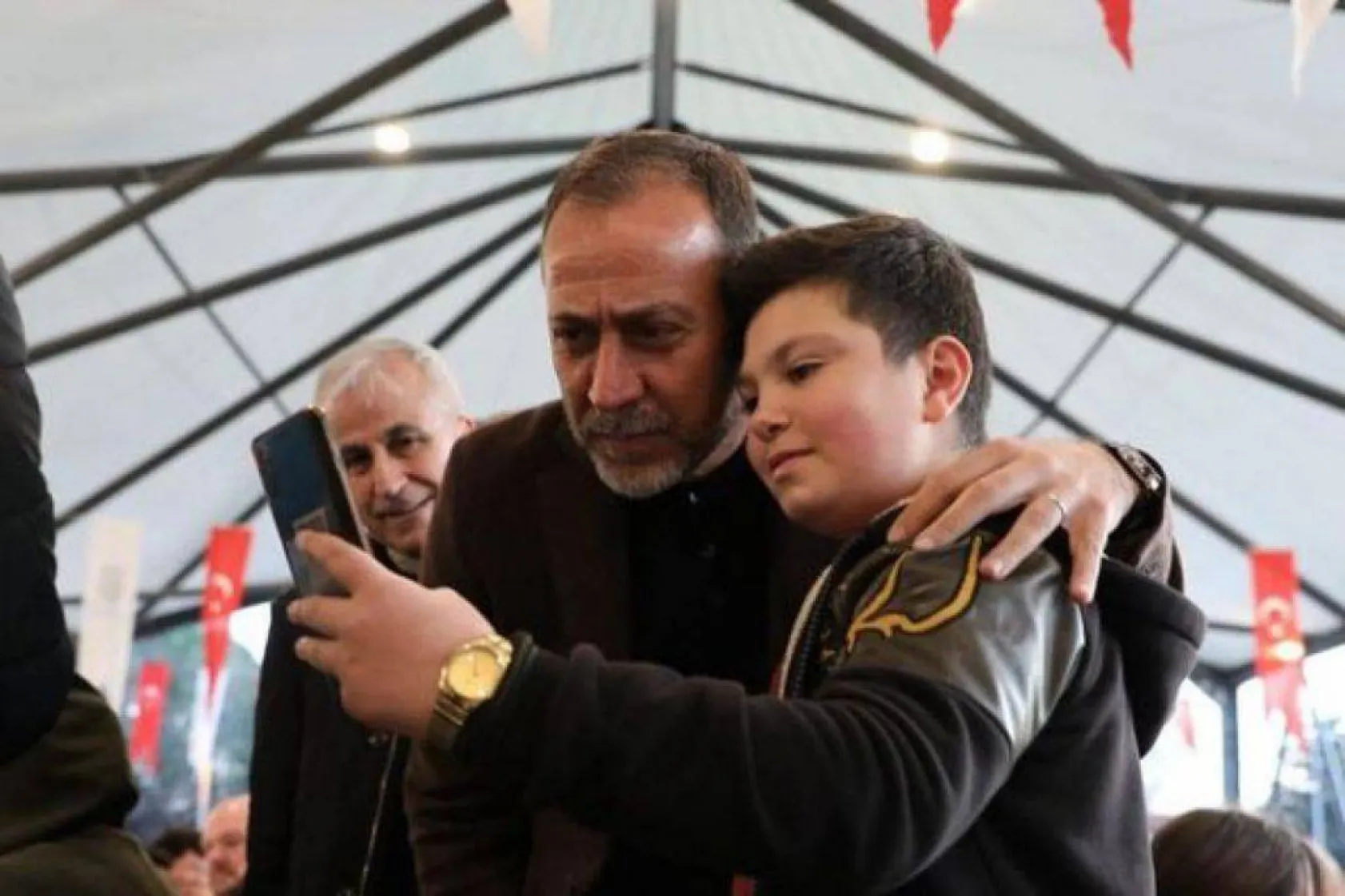 Gönül sofralarında oruçlar hep birlikte açılıyor