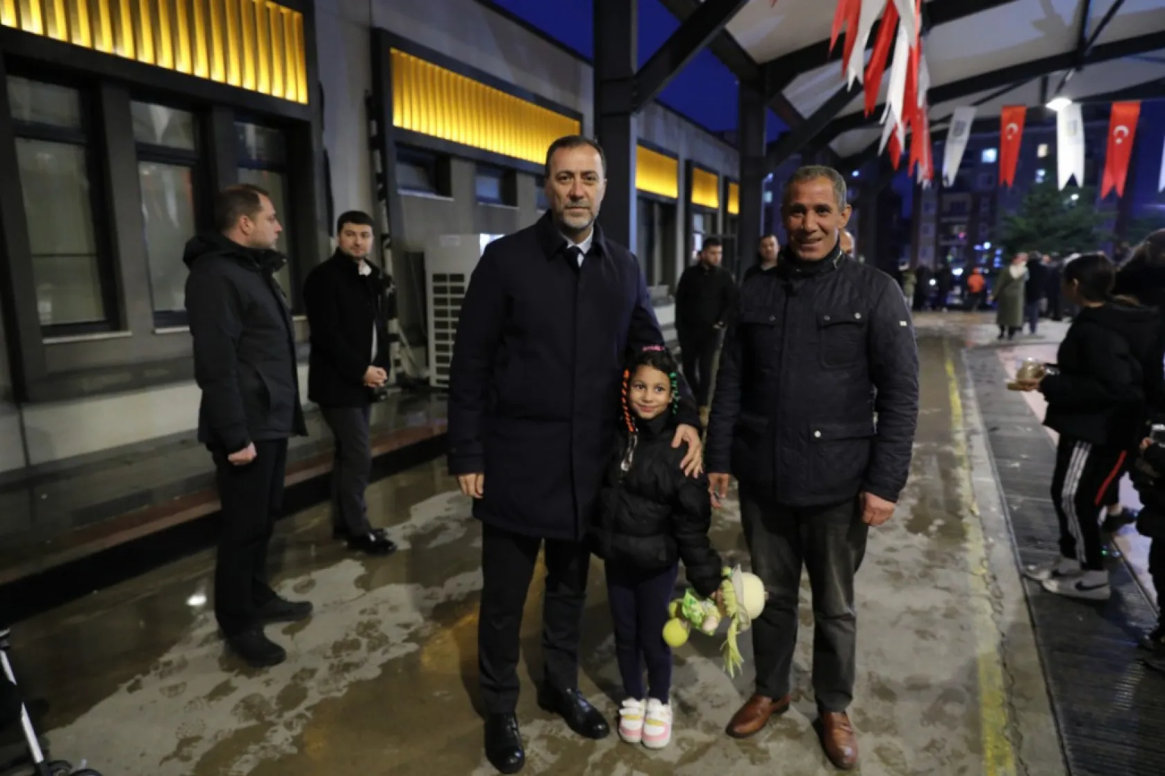 Yılmaz: 'Baronların değil, halkın belediye başkanıyım'