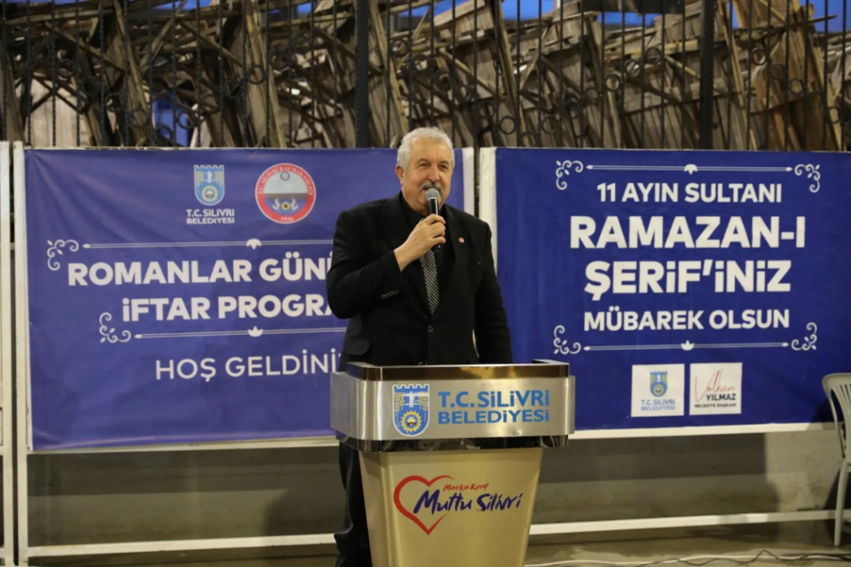 Yılmaz: 'Baronların değil, halkın belediye başkanıyım'