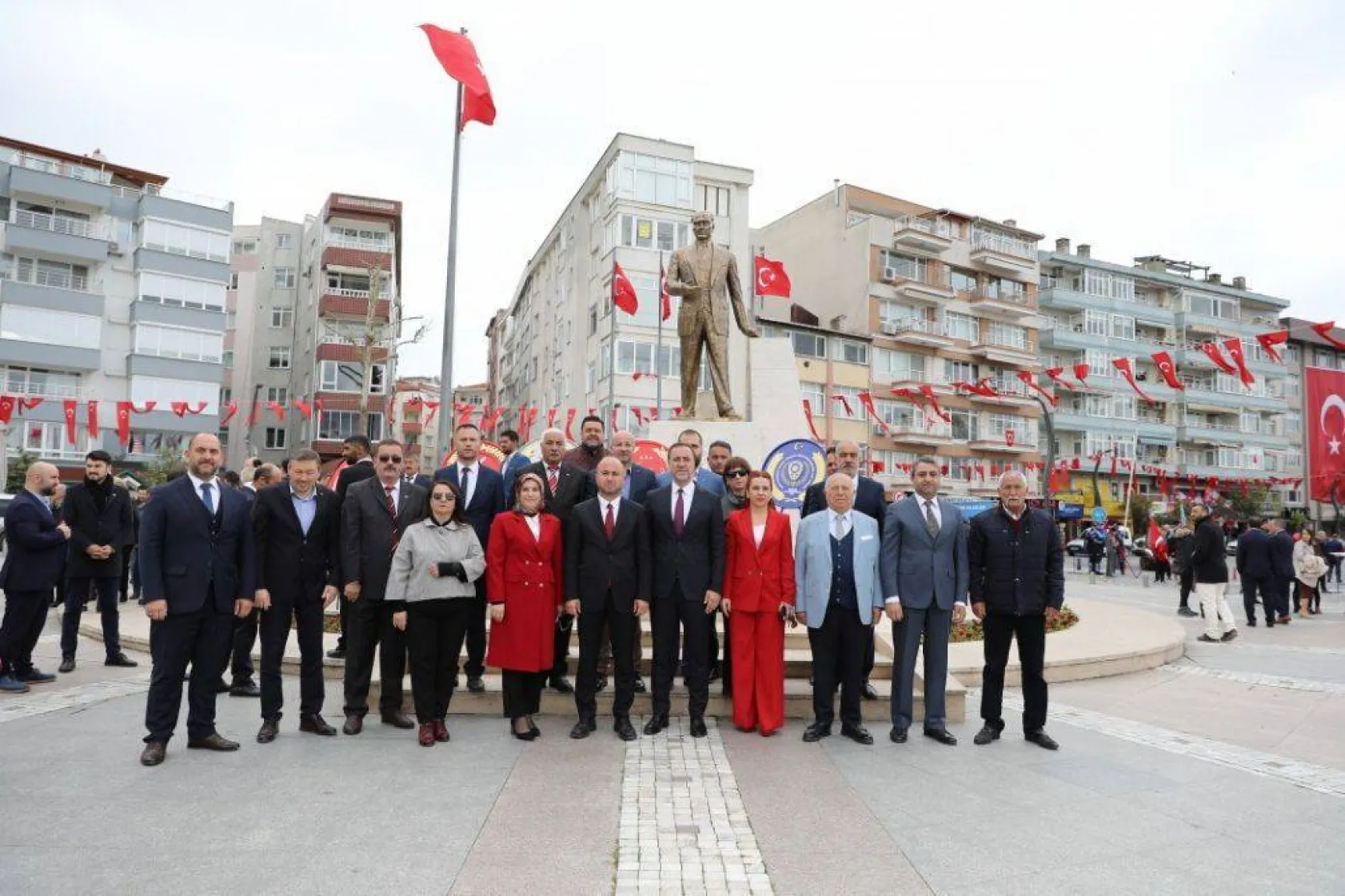 Silivri ve Hatay'da çocuklar 23 Nisan sevinci yaşadı