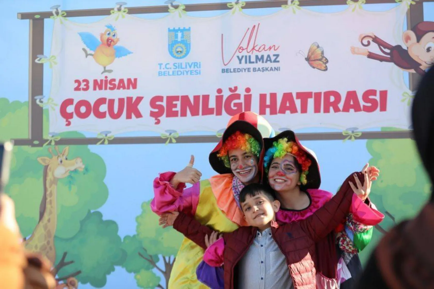 Silivri ve Hatay'da çocuklar 23 Nisan sevinci yaşadı
