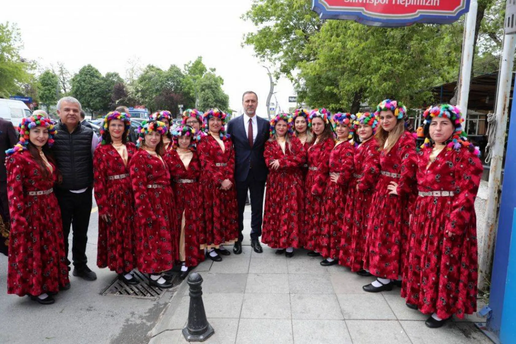 Silivri 19 Mayıs'ta kırmızı beyaza büründü