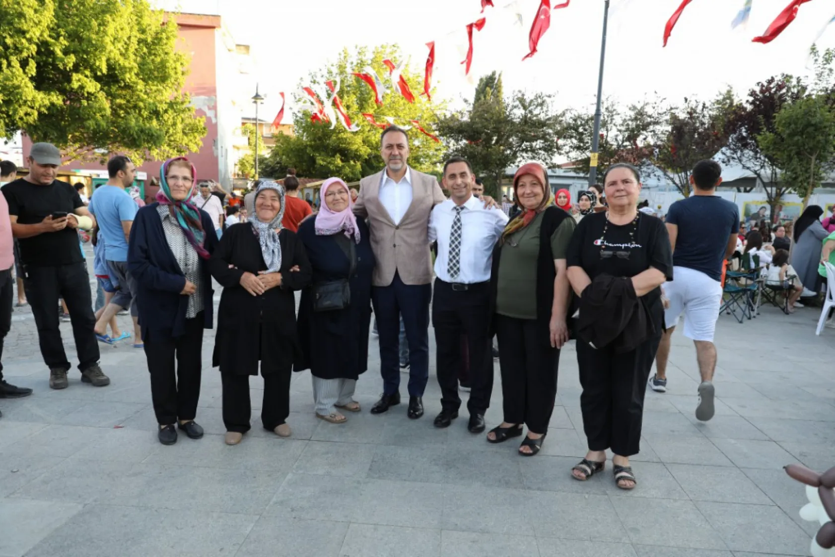 Silivri'de börek festivali coşkusu yaşandı