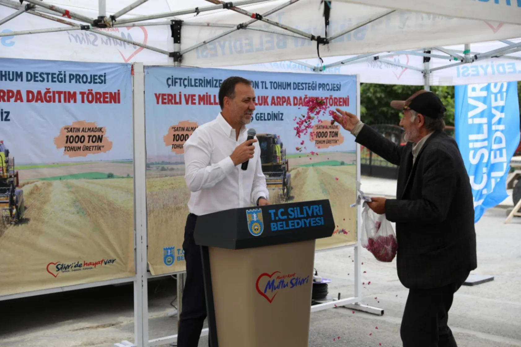 Çiftçilere 12 milyon TL'lik tohumluk arpa desteği