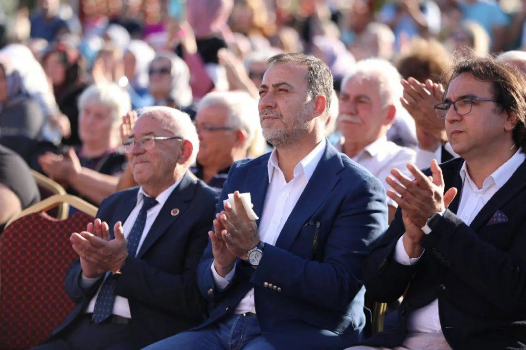 Sayalar'da hem biber hem hizmet şenliği