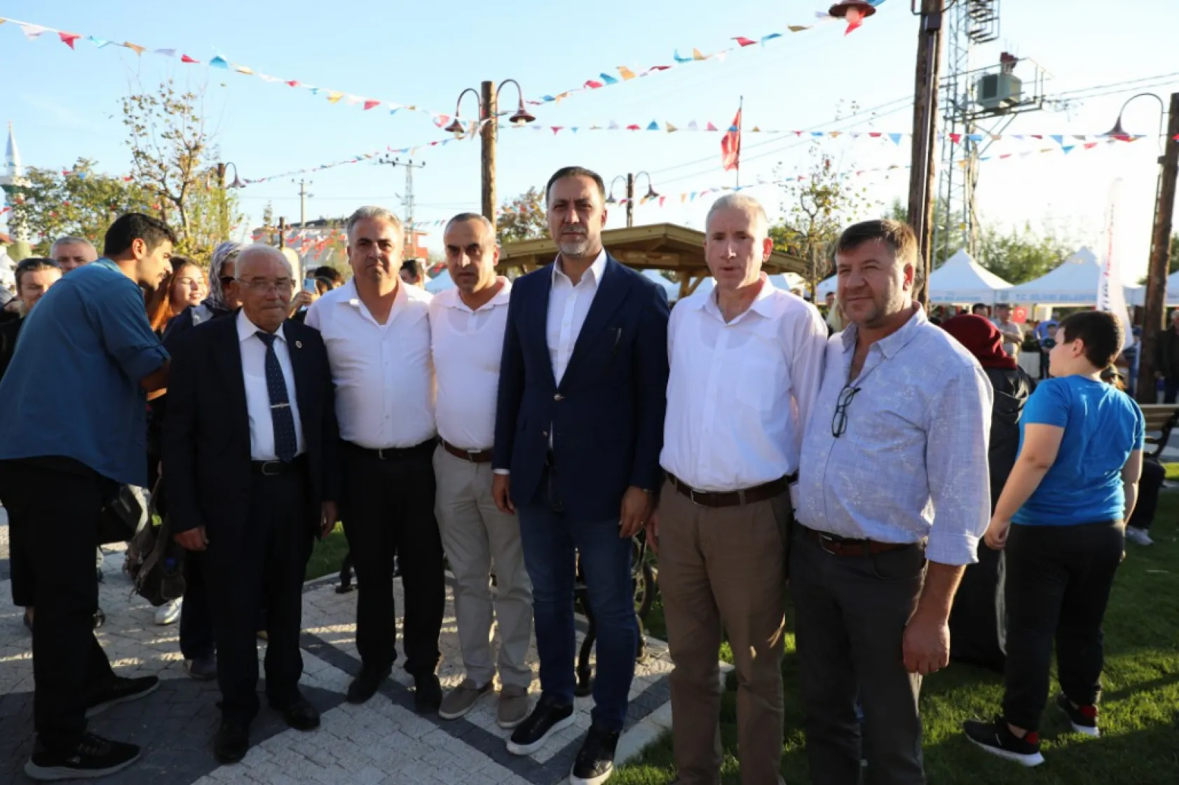 Sayalar'da hem biber hem hizmet şenliği