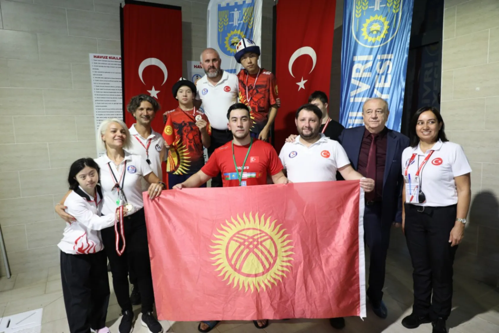Türk dünyası özel sporcular şenliği başladı