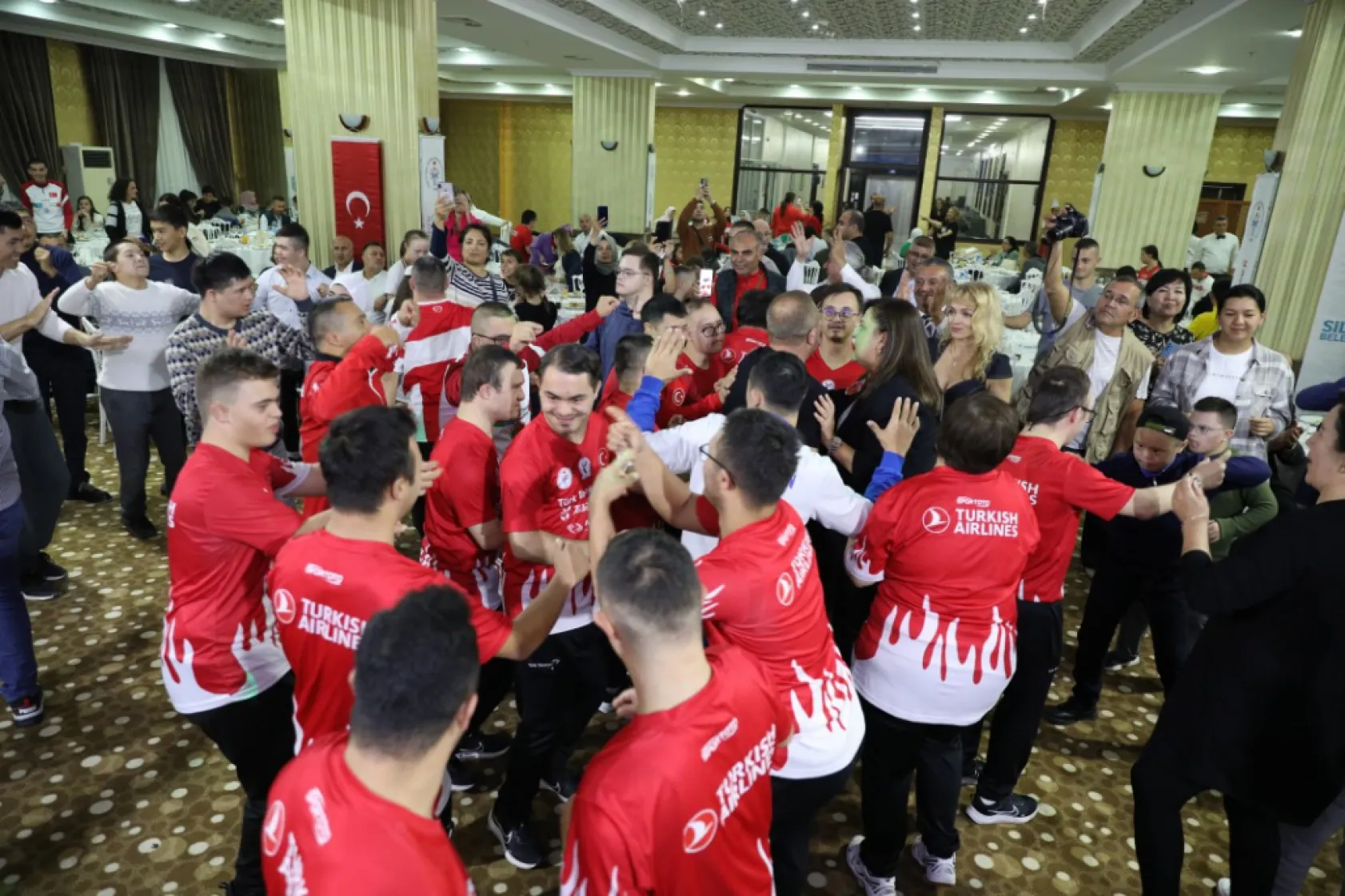 Türk dünyası özel sporcular şenliği başladı