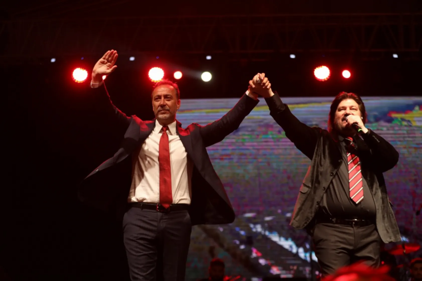 Cumhuriyet kutlamalarının coşkusu Silivri'den yankılandı