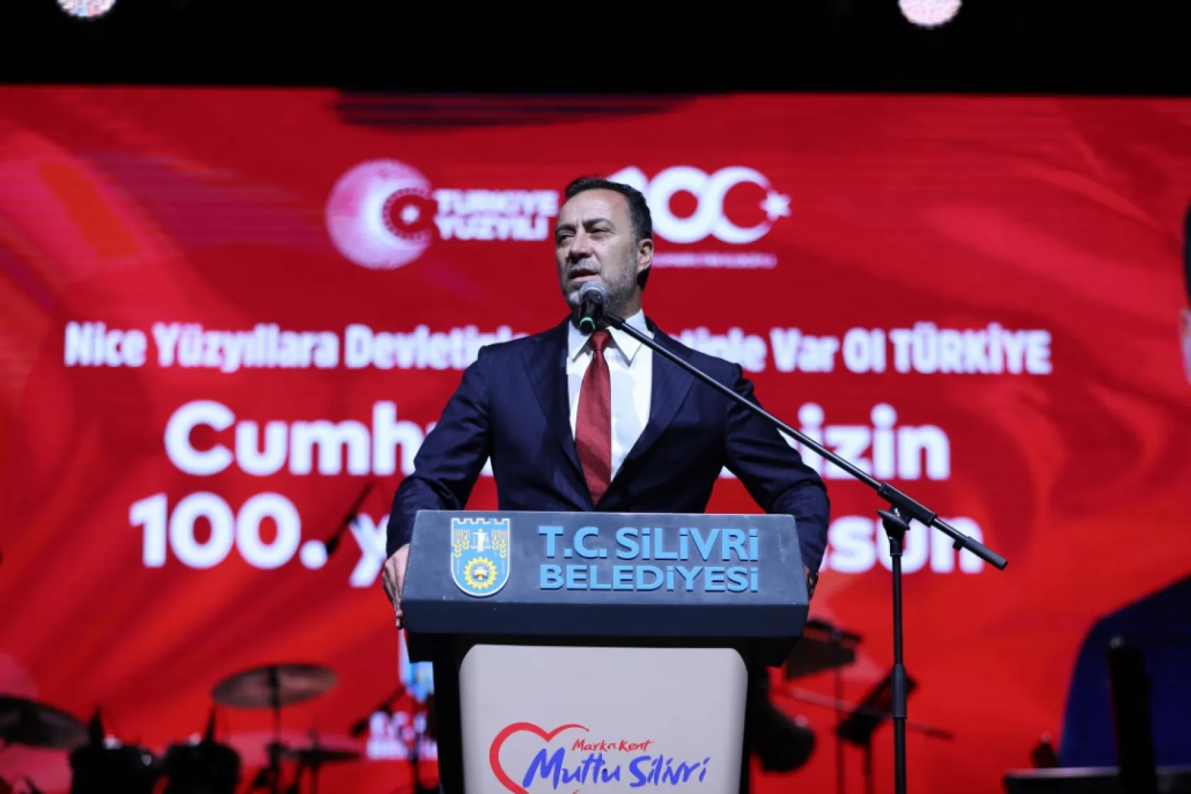 Cumhuriyet kutlamalarının coşkusu Silivri'den yankılandı