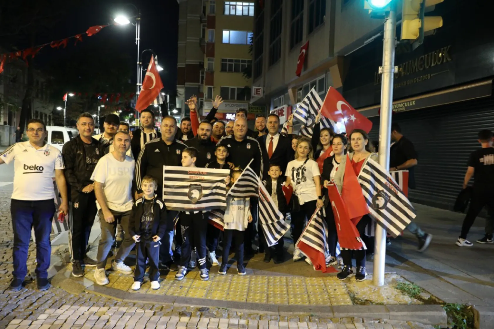 Cumhuriyet kutlamalarının coşkusu Silivri'den yankılandı