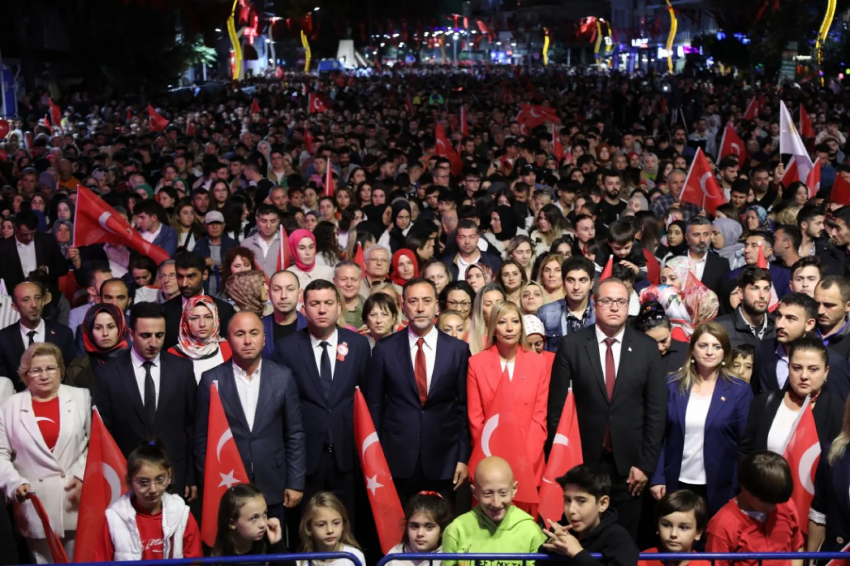 Cumhuriyet kutlamalarının coşkusu Silivri'den yankılandı