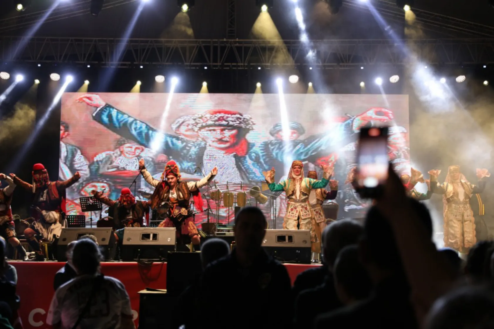 Cumhuriyet kutlamalarının coşkusu Silivri'den yankılandı