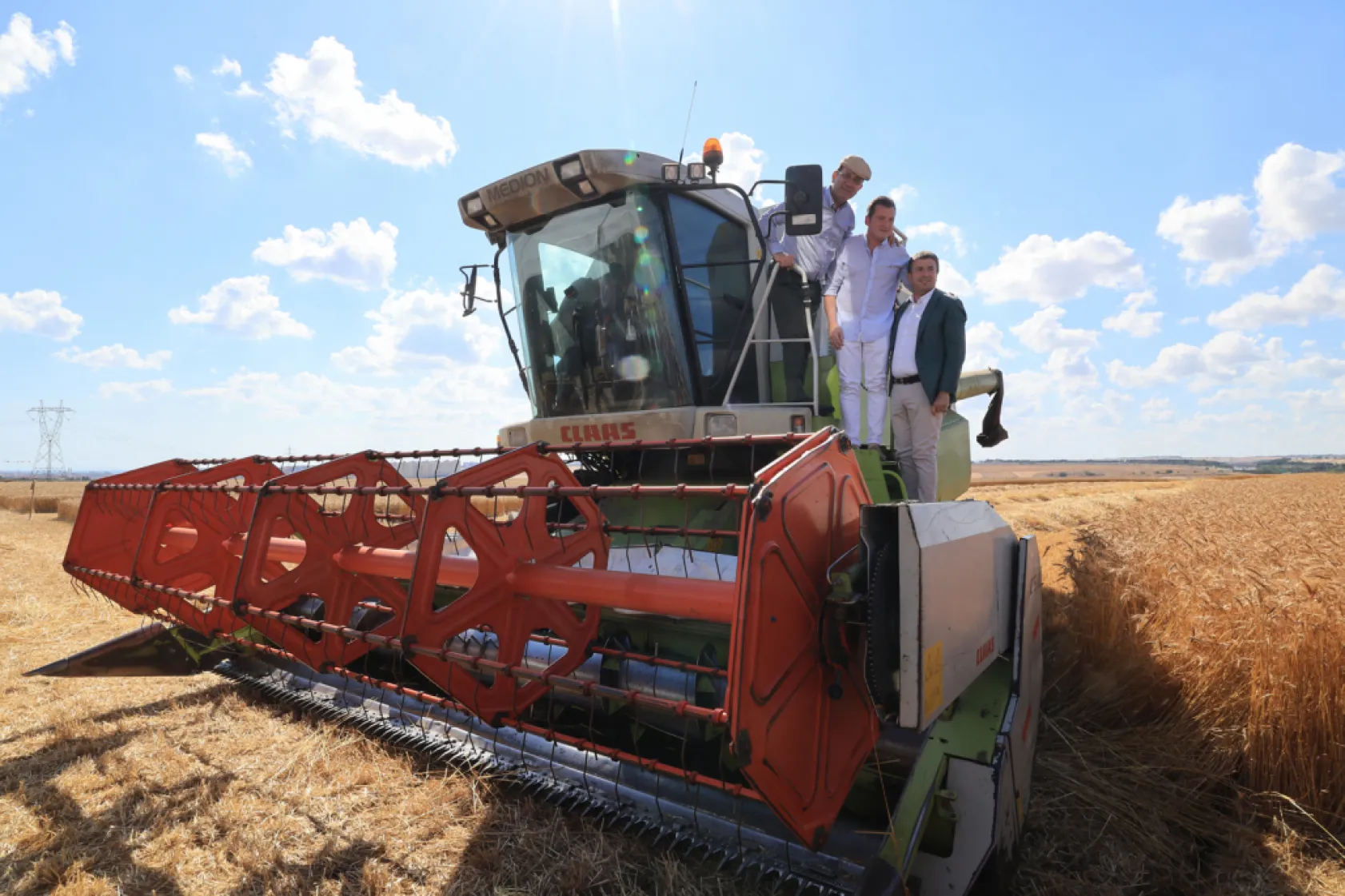 Deneme tohumlarının ilk hasadı yapıldı