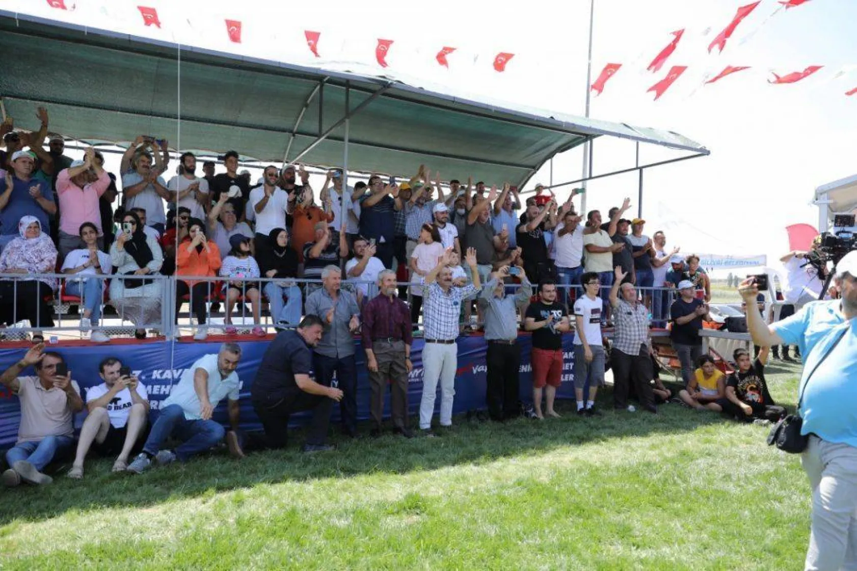 Başpehlivanlar Silivri er meydanını titretti