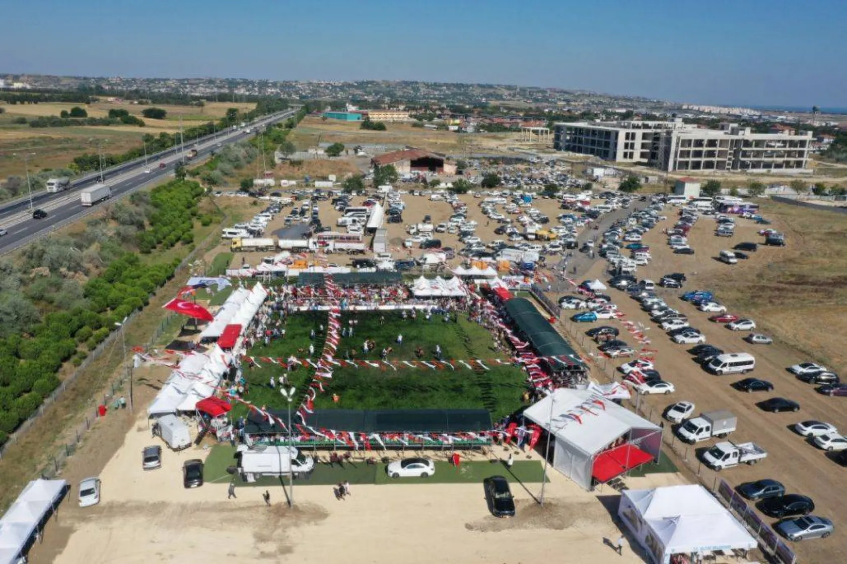 Başpehlivanlar Silivri er meydanını titretti