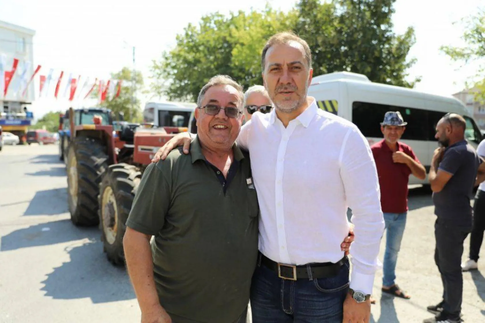 Çanta ve Gümüşyakalı üreticilere tohumluk arpa desteği