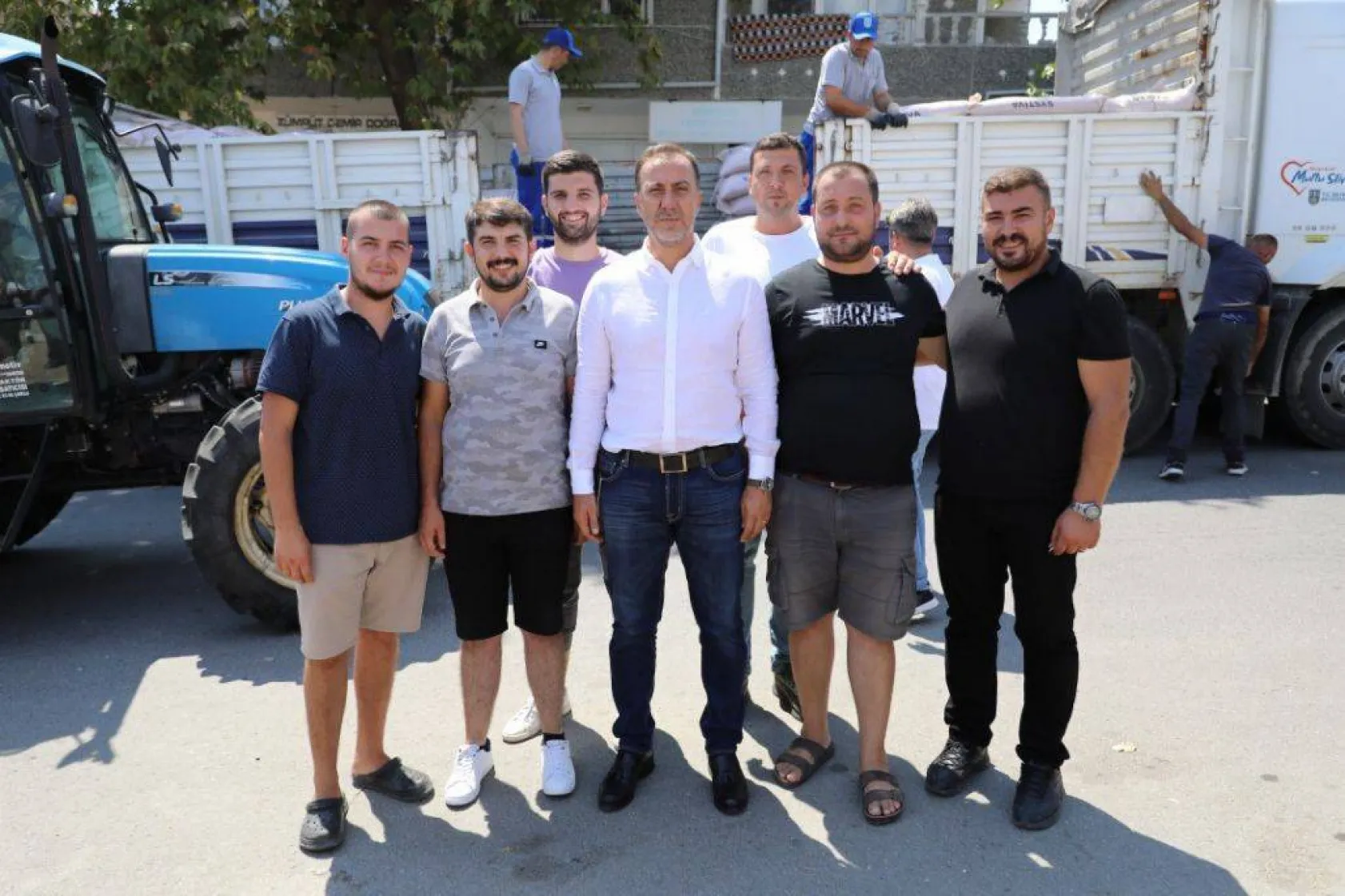 Çanta ve Gümüşyakalı üreticilere tohumluk arpa desteği