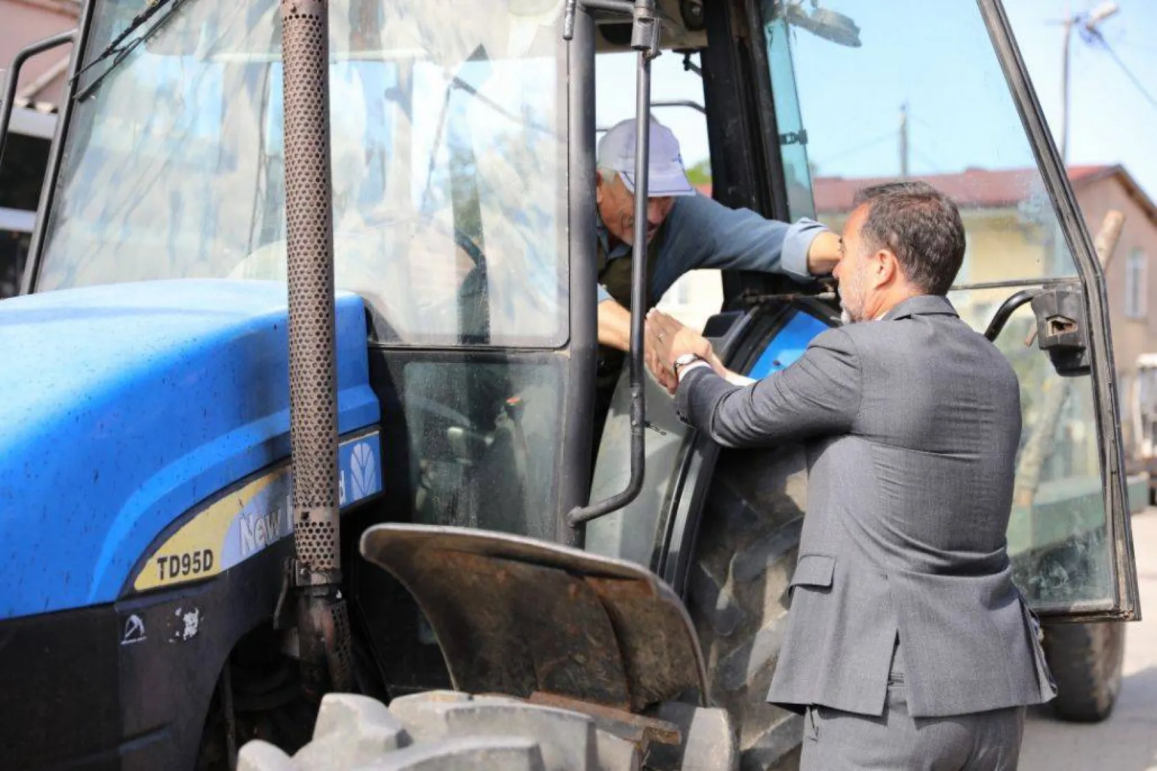 Bekirli, Kurfallı ve Fener'de tohumluk arpa coşkusu