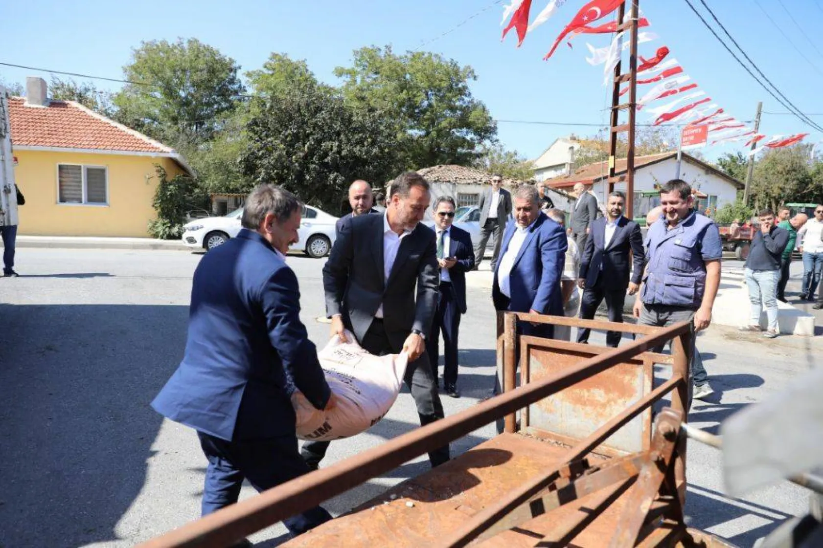 Bekirli, Kurfallı ve Fener'de tohumluk arpa coşkusu