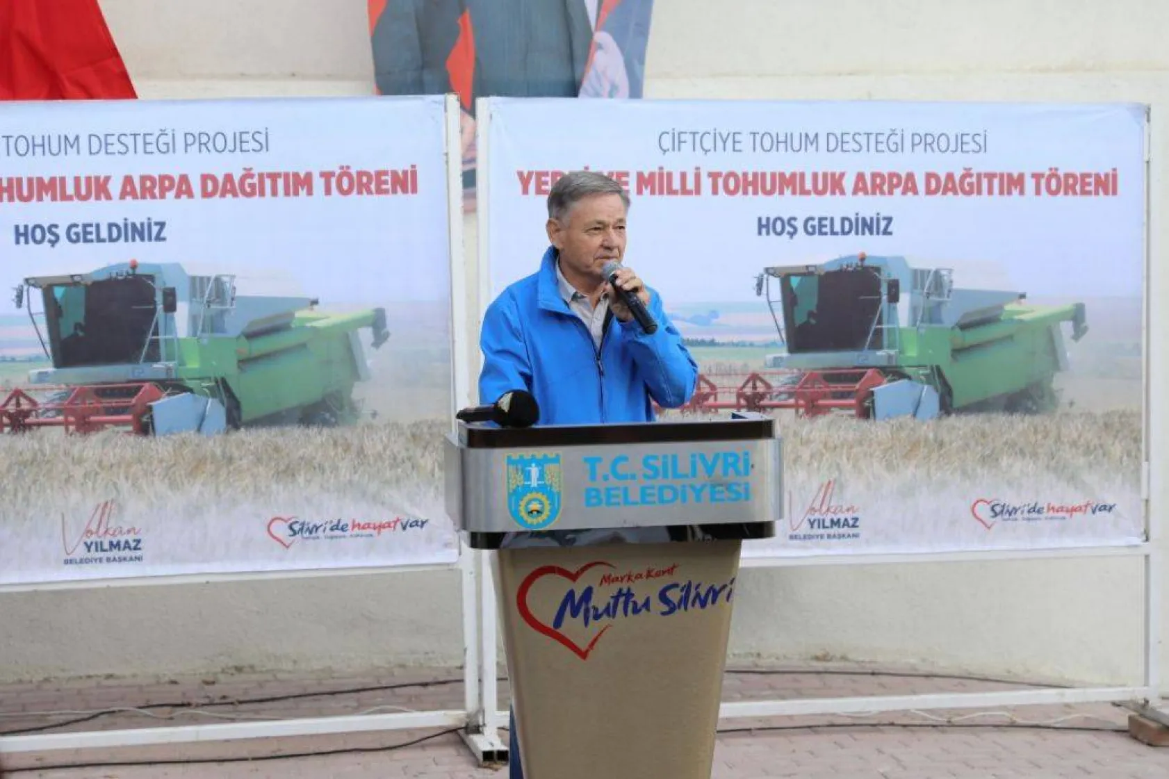 Selimpaşalı Çiftçilere Tohumluk Arpa Desteği