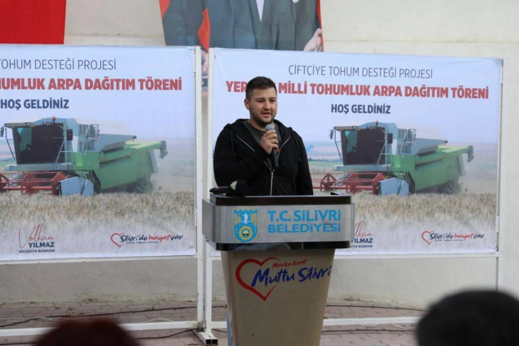 Selimpaşalı Çiftçilere Tohumluk Arpa Desteği