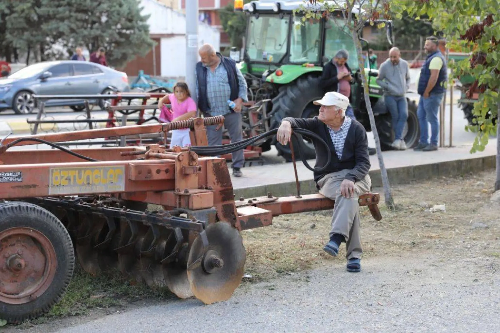Selimpaşalı Çiftçilere Tohumluk Arpa Desteği