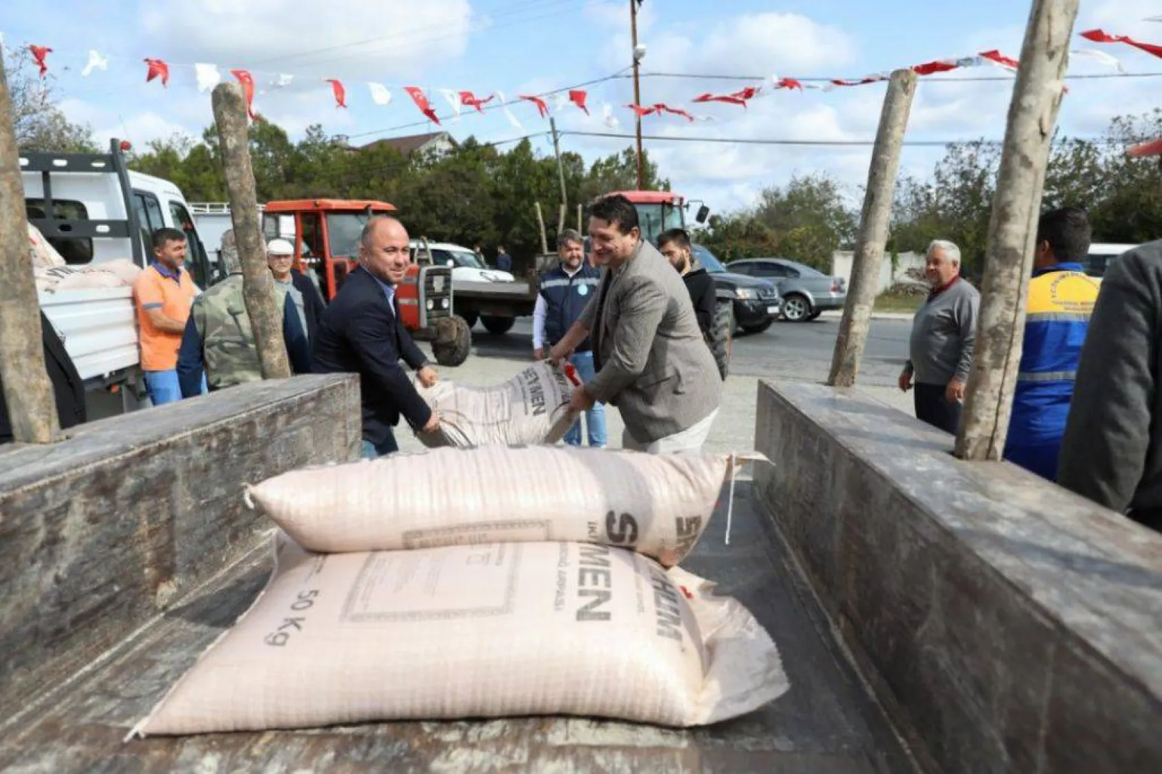 Tohumluk arpa dağıtımı devam ediyor